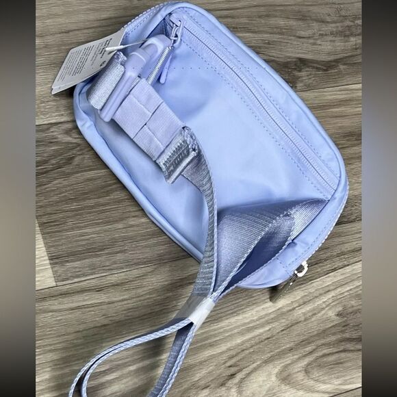 Rare! NWT Lululemon Everywhere Belt Bag 1L Volume Pastel Blue PSLB 78675 - Picture 6 of 10